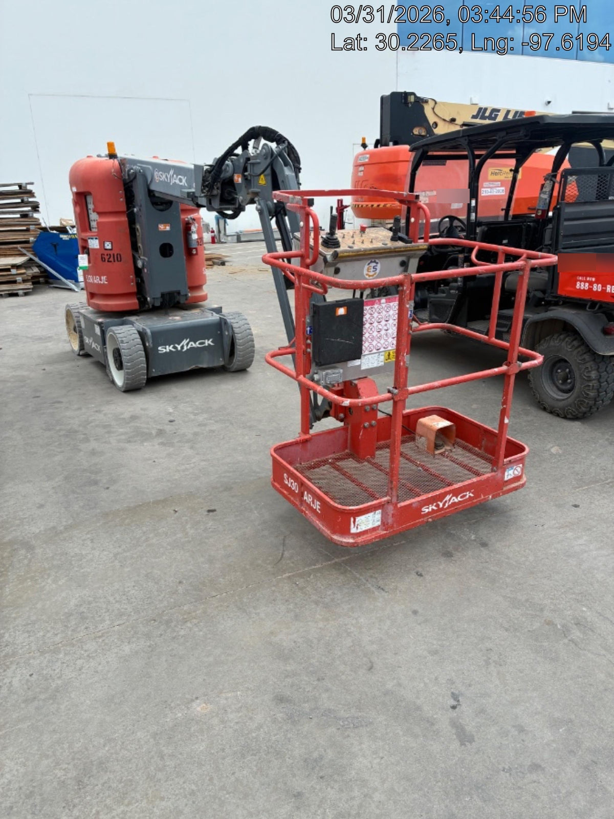 2017 SKYJACK SJ30 AJE