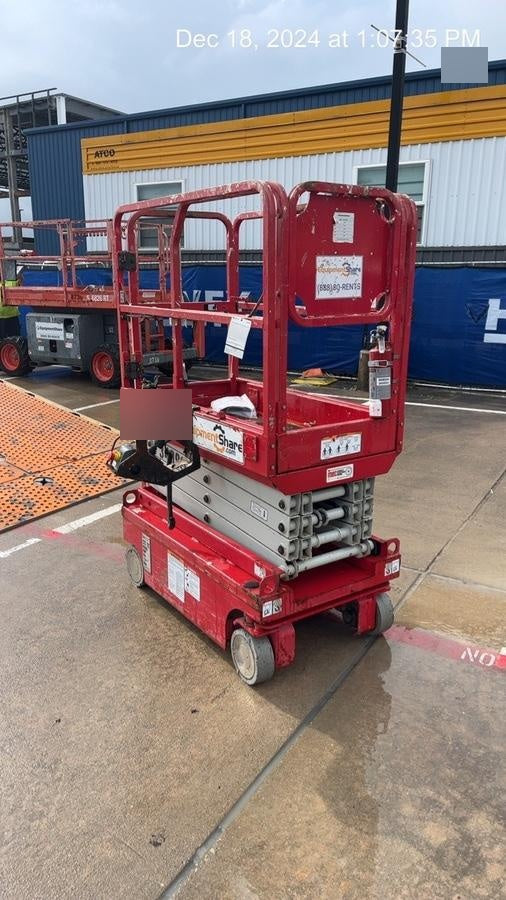 2017 MEC 1330SE MEC 1330SE Scissor Lift