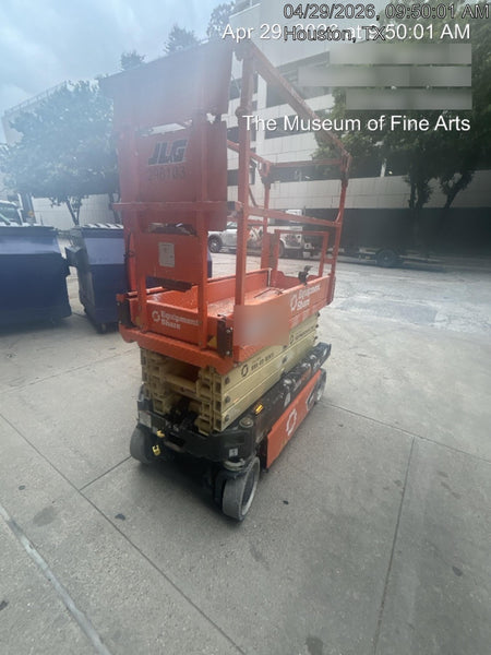 2023 JLG ES1932