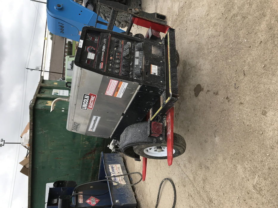 2019 Lincoln Electric Vantage 322 Welder Ready-Pak 3, Two wheel trailer, Fender and Light kit, Cable Rack