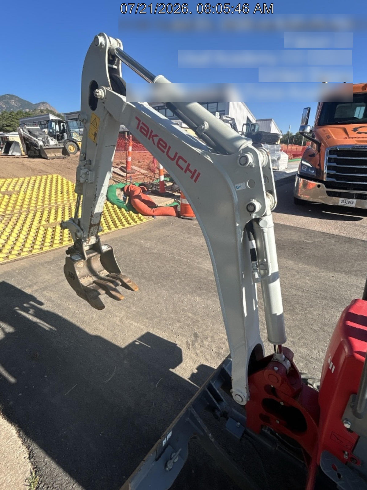 2023 TAKEUCHI TB210R