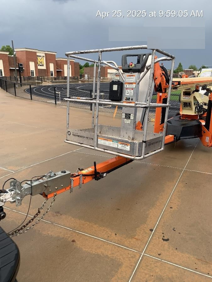 2023 JLG T500J