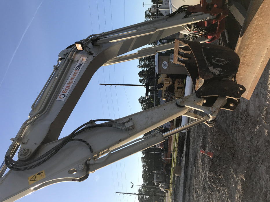 2019 Takeuchi TB290 Takeuchi TB290 Cab/Heat/AC w/Rubber Tracks, Auxiliary Hydraulics, Dozer Blade, Manual QC, 18/24/36" Buckets, Hydraulic Thumb Installed