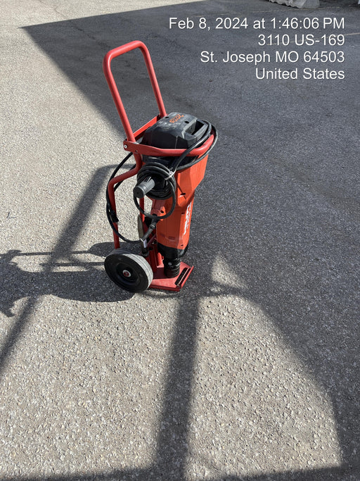 2022 HILTI TE 3000-AVR