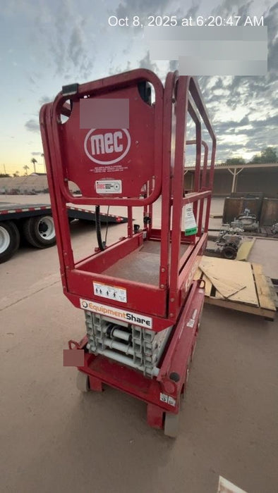 2019 MEC 1330SE MEC 1330SE w/ES Track Hardware, Full Extended 2 Year Warranty