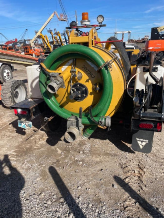 2022 VAC-TRON LP573XDT