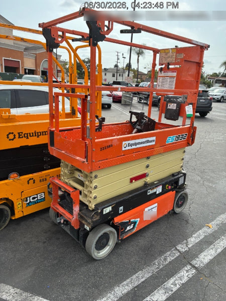 2022 JLG ES1932