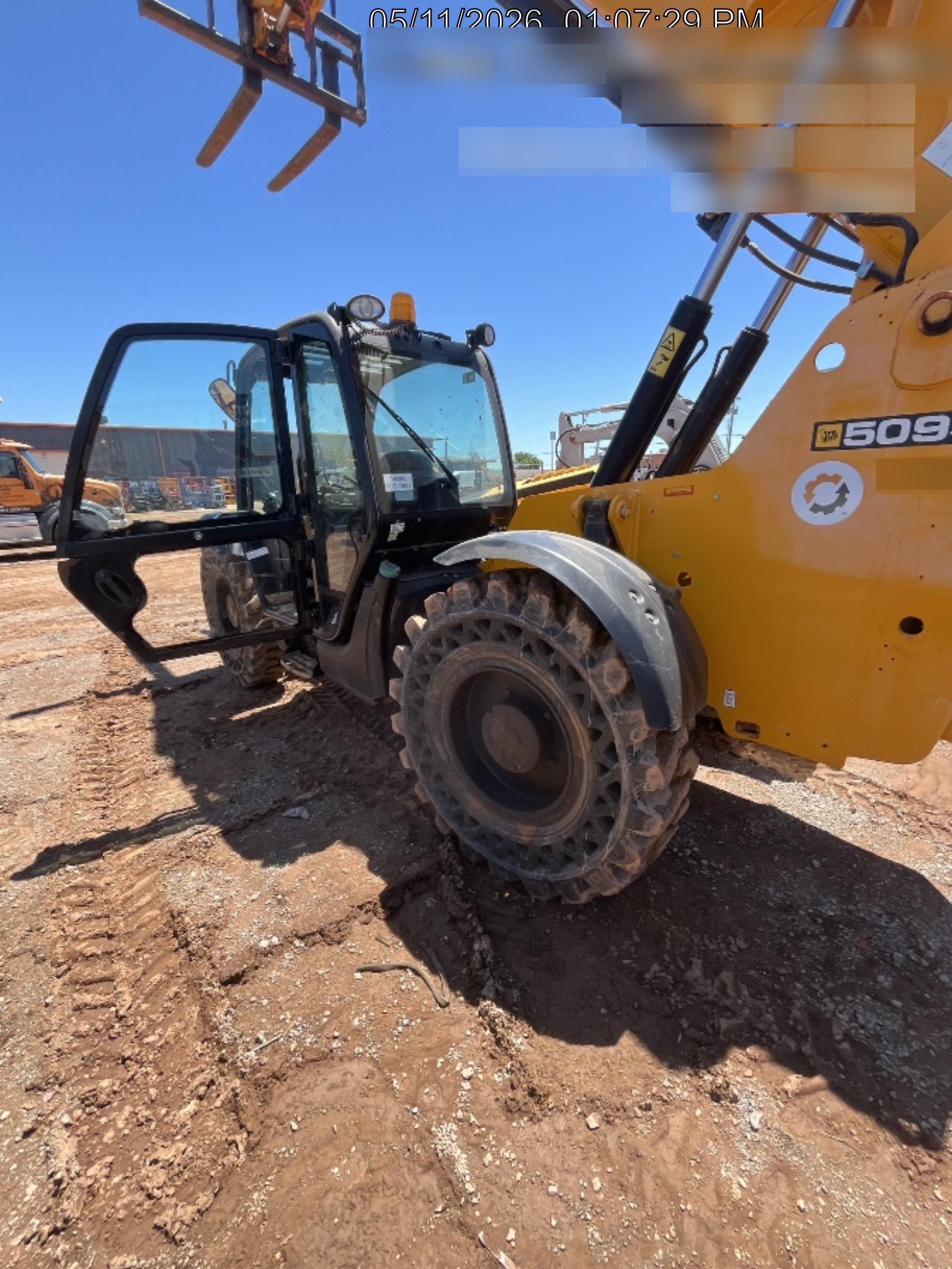 2023 JCB 510-56