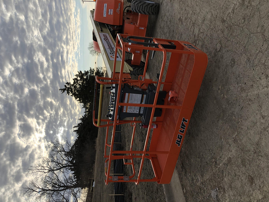 2019 JLG 600S 4WD