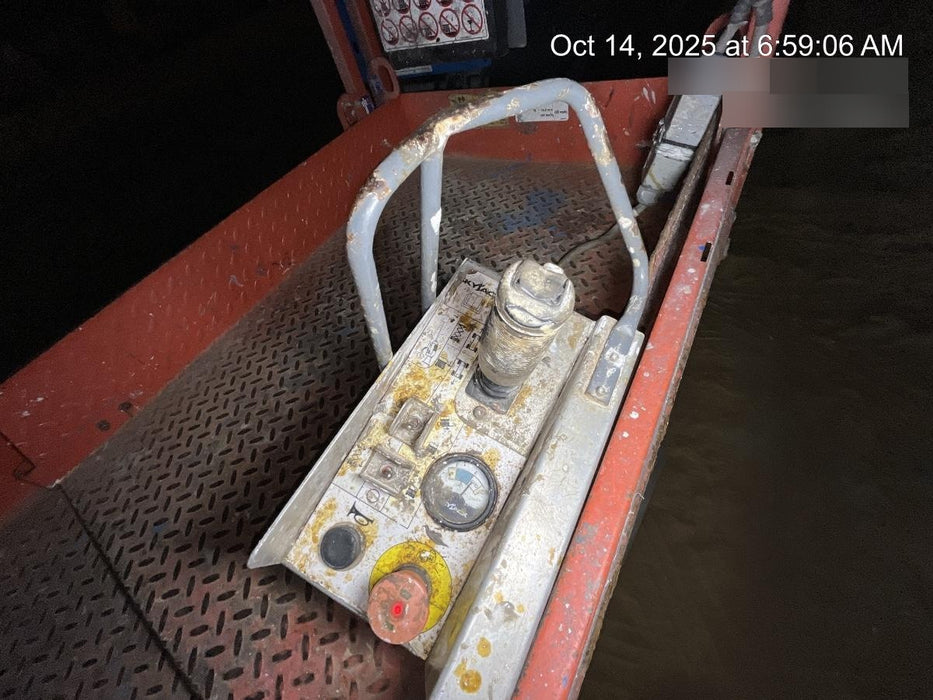 2018 Skyjack SJIII-3226 Skyjack SJIII3226 Scissor Lift w/Trojan Batteries