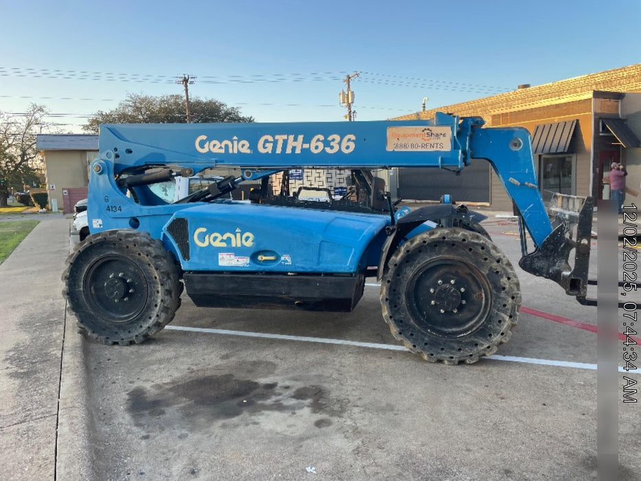 2017 Genie GTH-636 Genie GTH636 Telehandler, 48' Carriage, Solid Tires