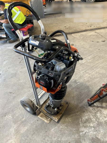 2025 HUSQVARNA LT6005