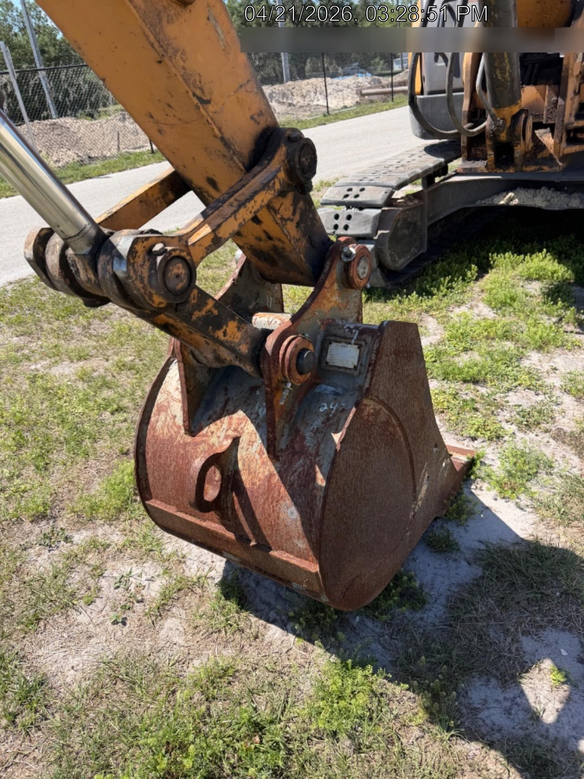 2015 CASE 24" Bucket - Case