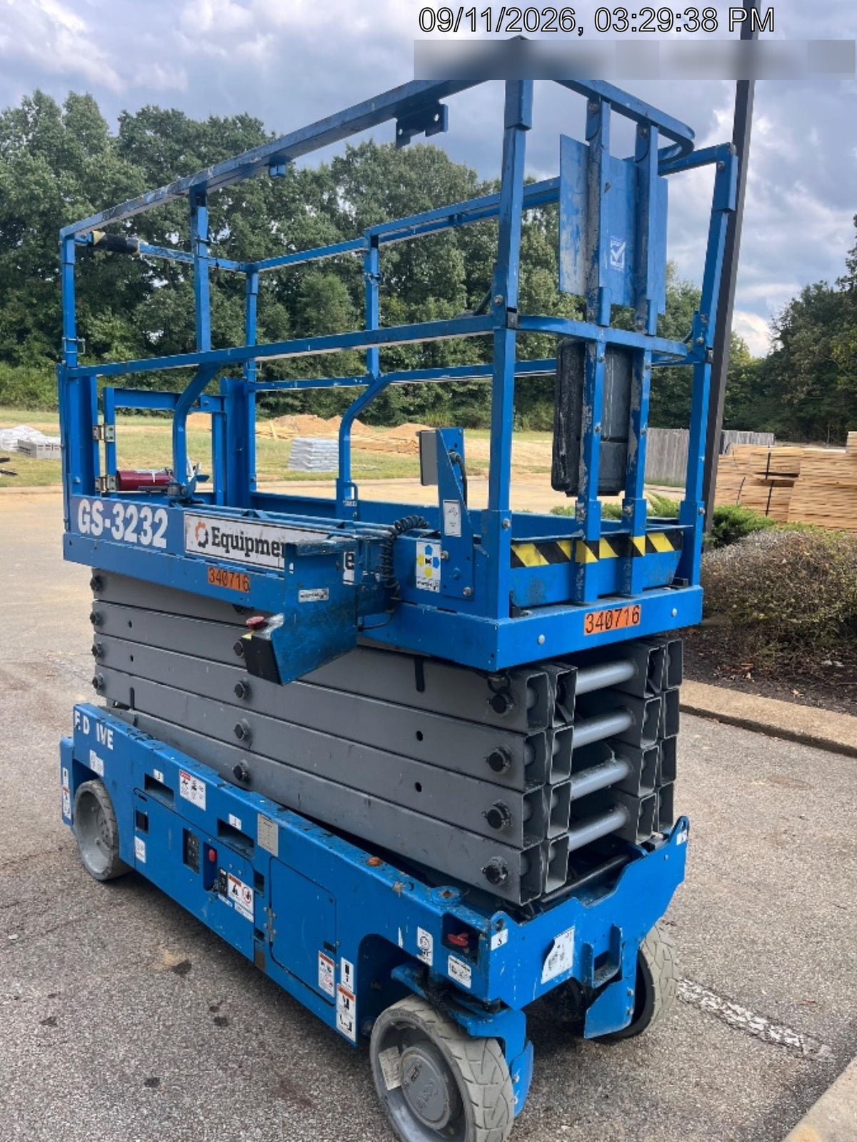 2023 GENIE GS-3232