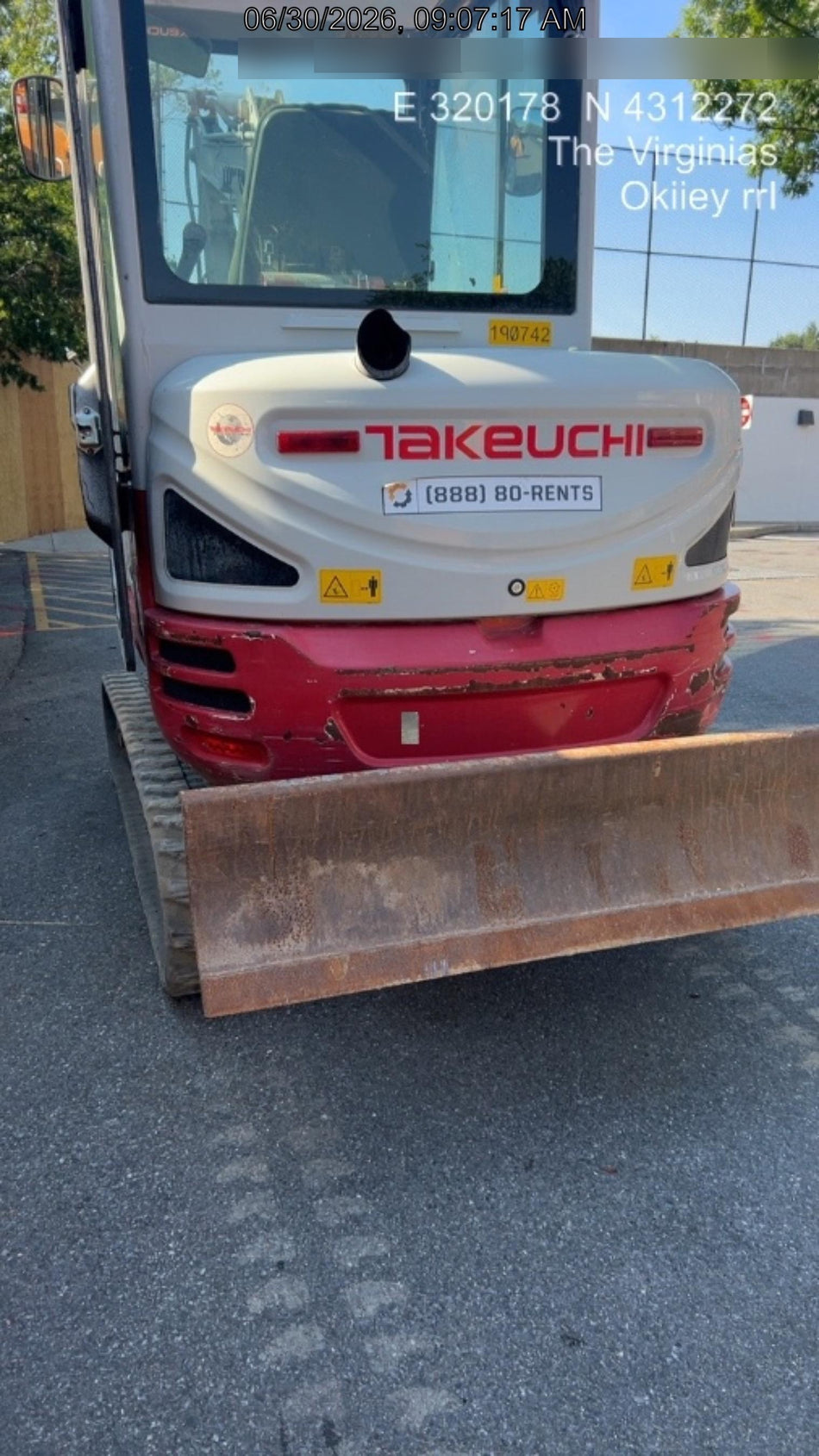 2021 TAKEUCHI TB235-2CR