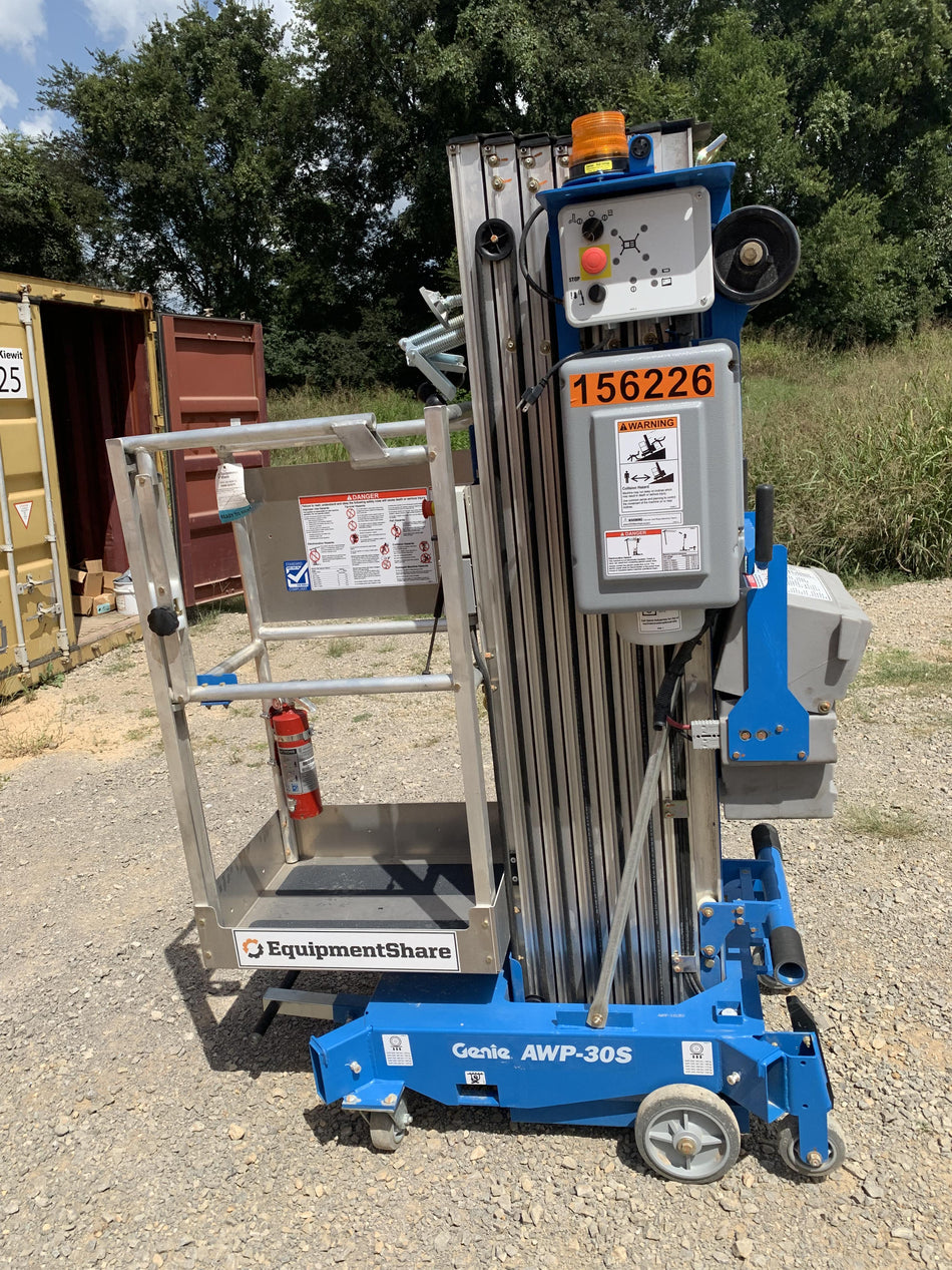 2021 GENIE AWP-30S DC