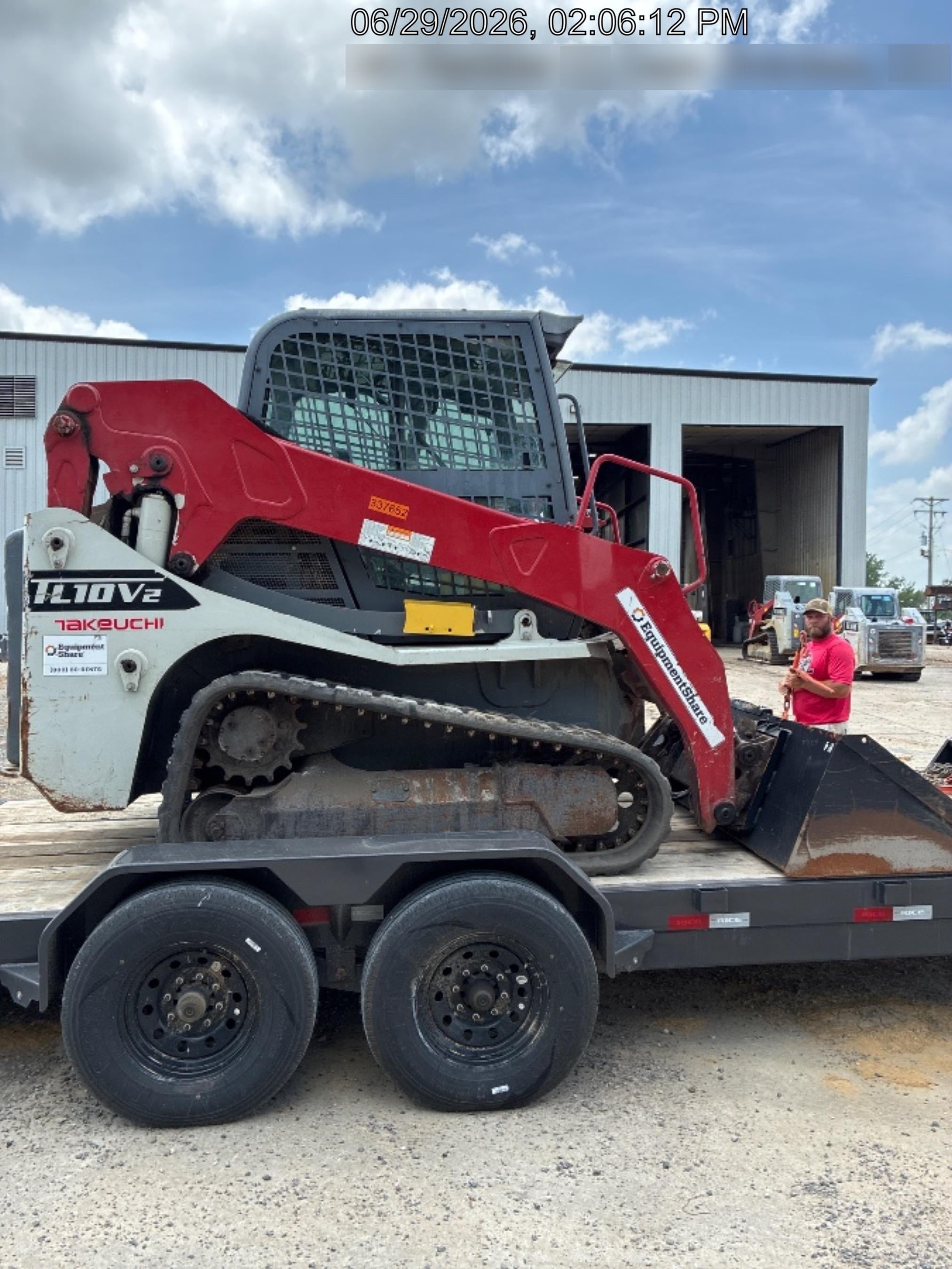2023 TAKEUCHI TL10V2-CR