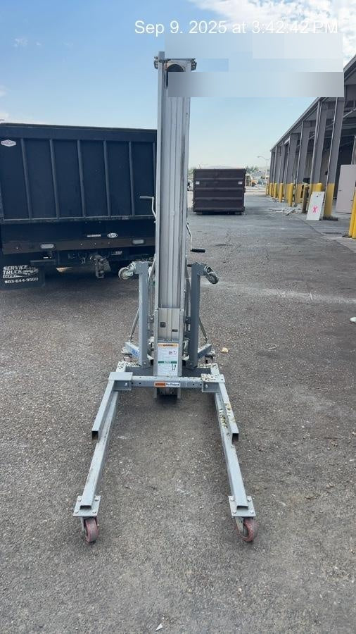 2020 GENIE SLC-24