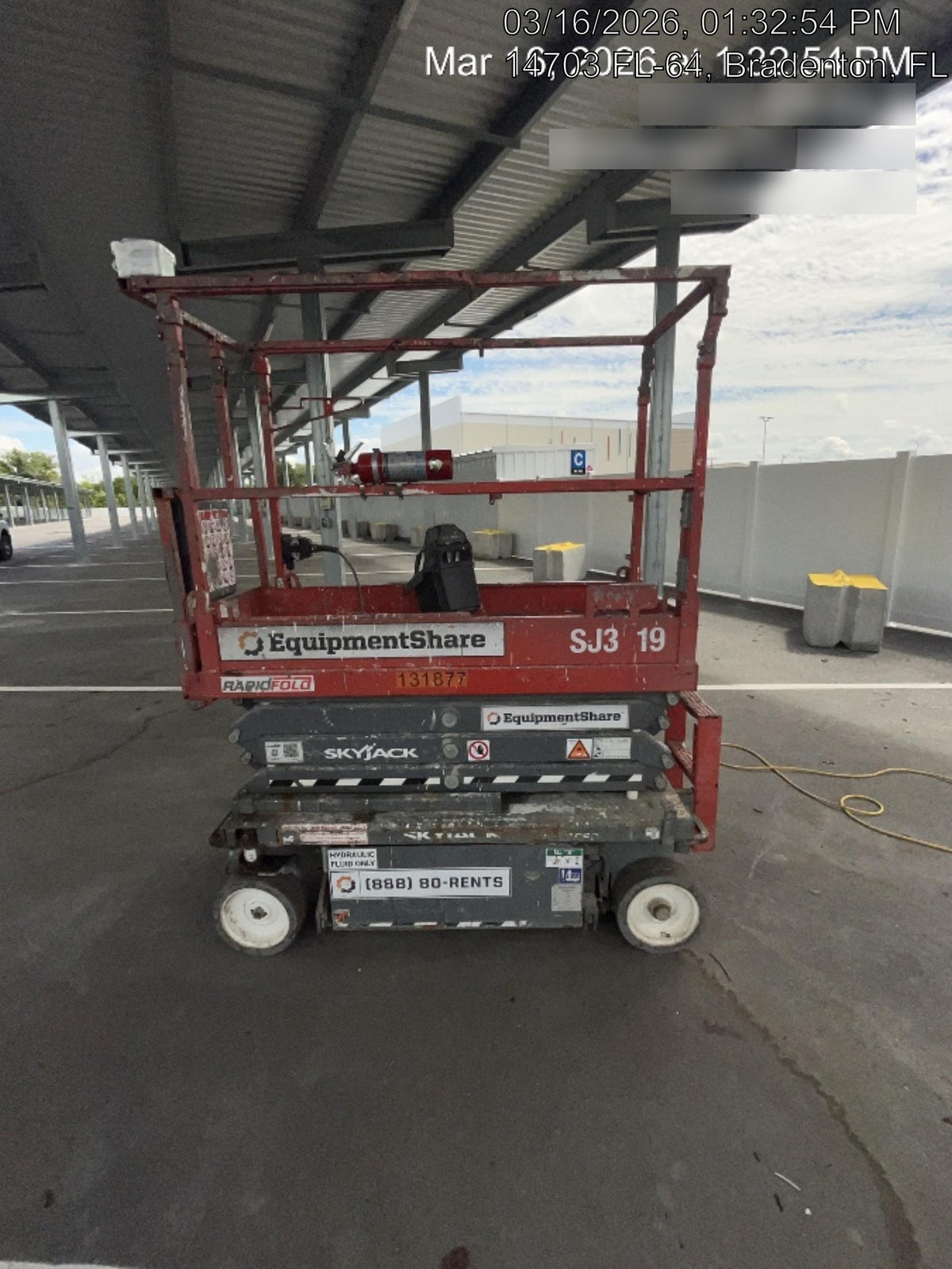 2023 JLG 1030P