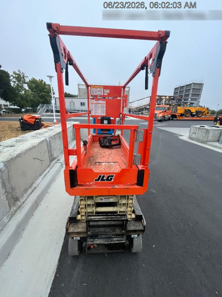 2024 JLG ES1932