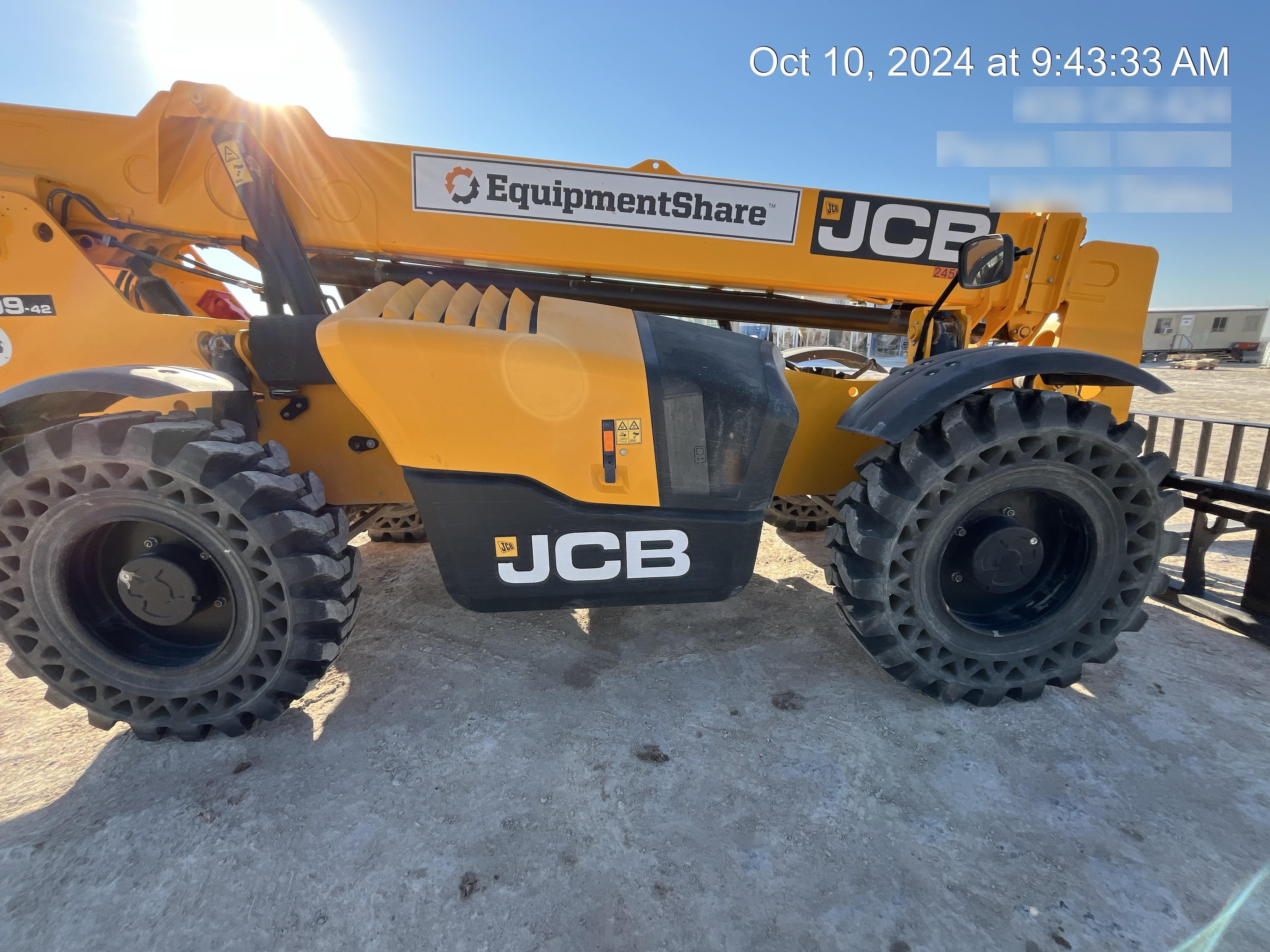 2022 JCB 509-42
