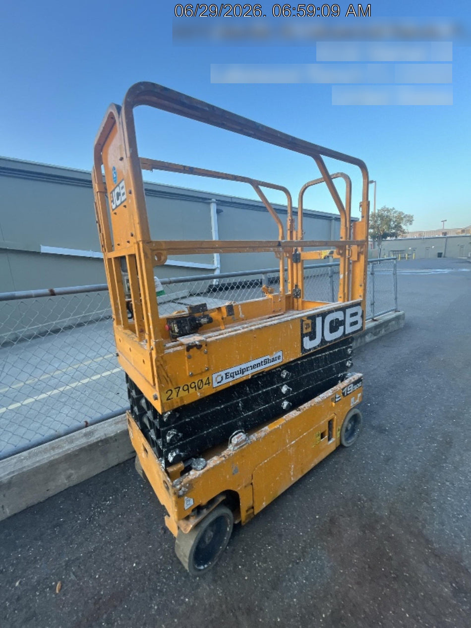 2023 JCB S1930E