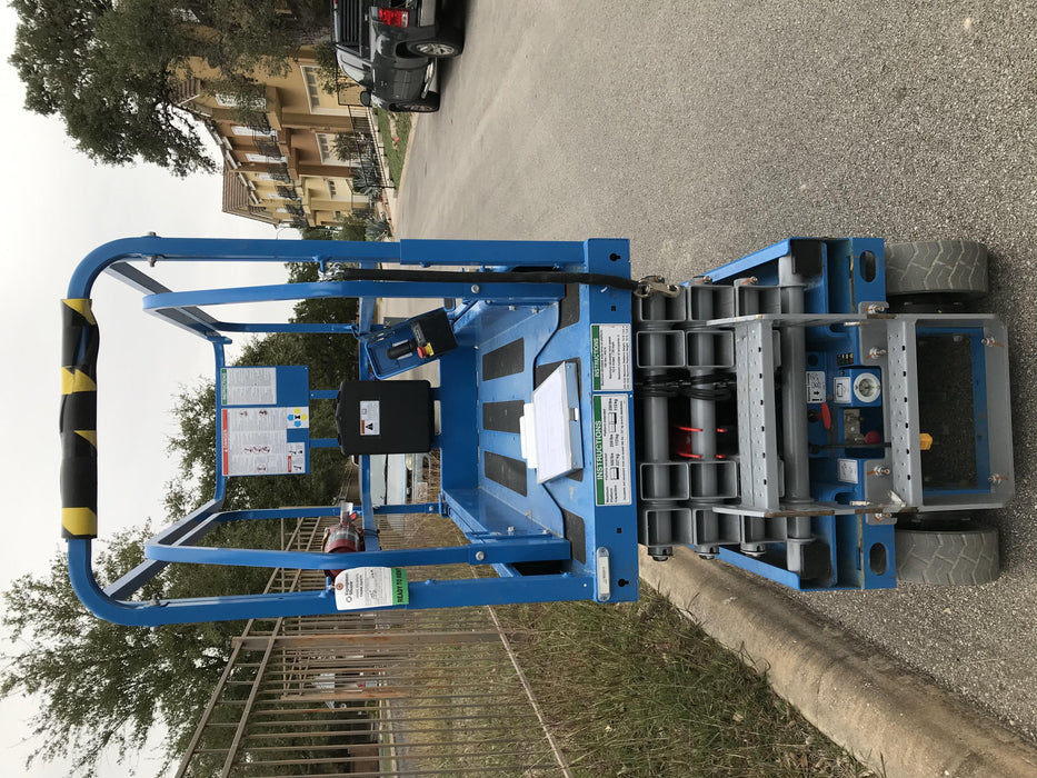 2019 Genie GS-1930 Fixed rails with chain Entry