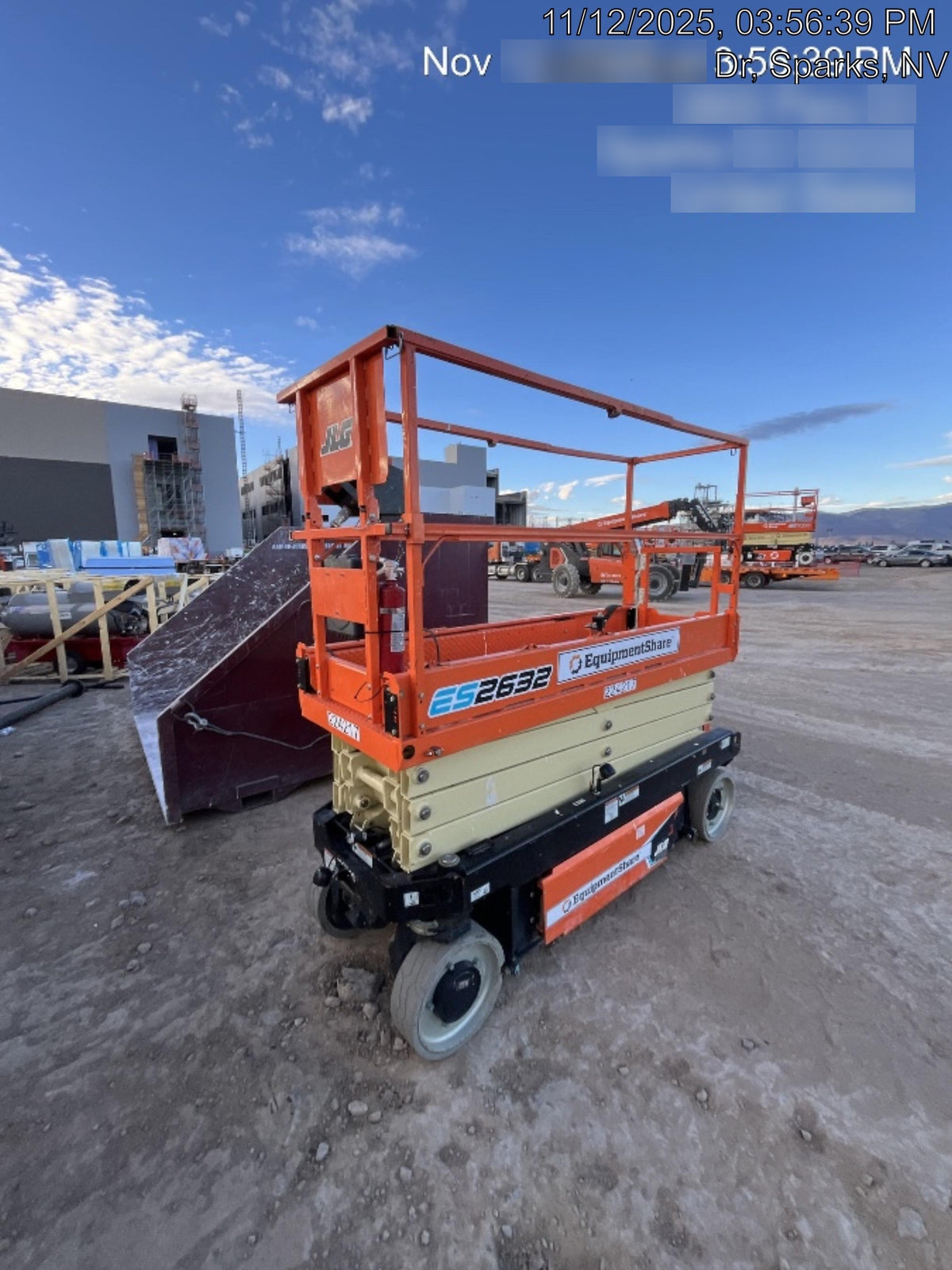 2022 JLG ES2632