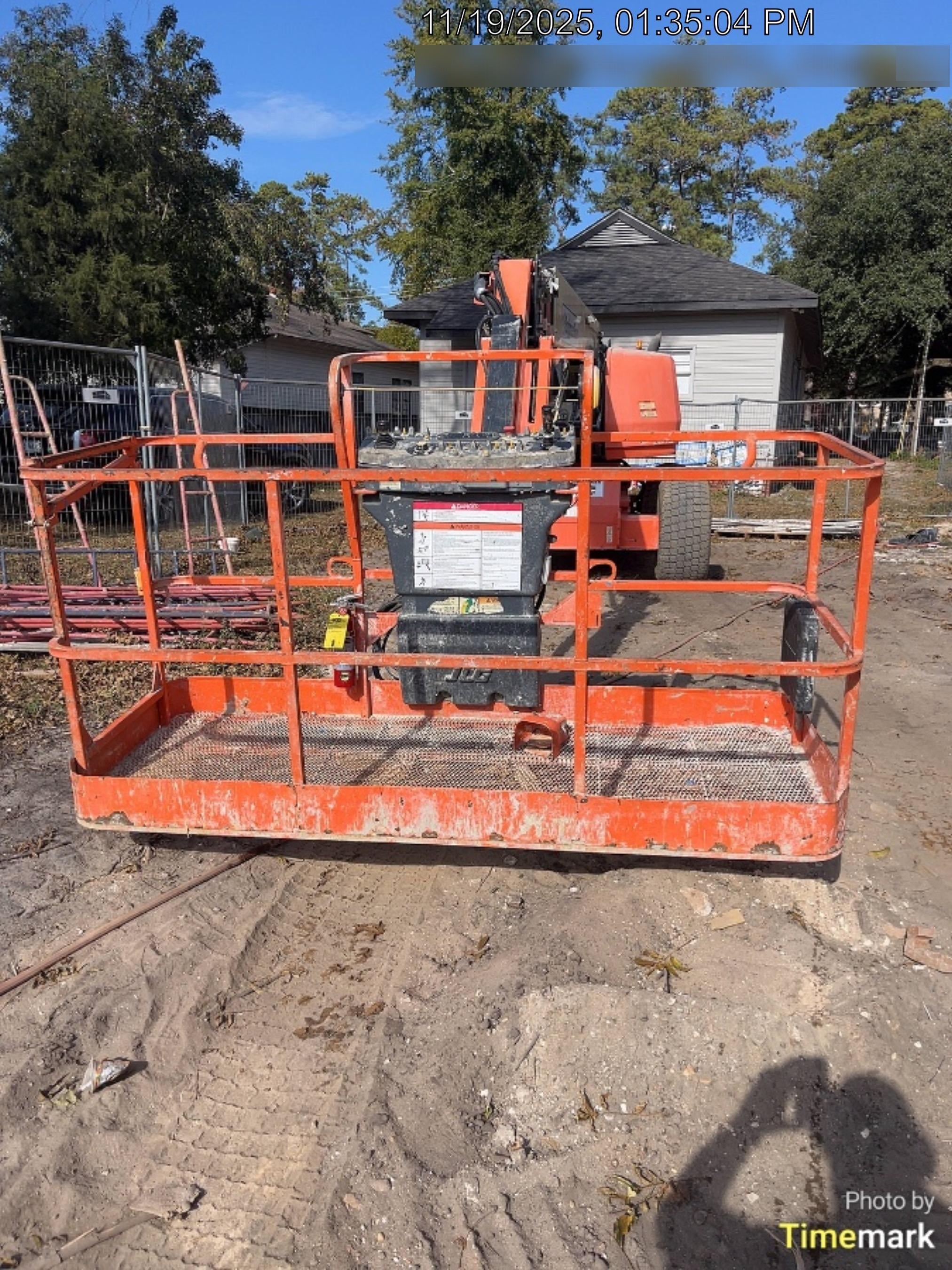 2020 JLG 660SJ