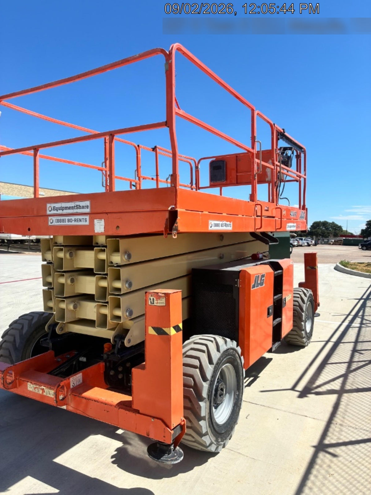 2019 JLG 430LRT