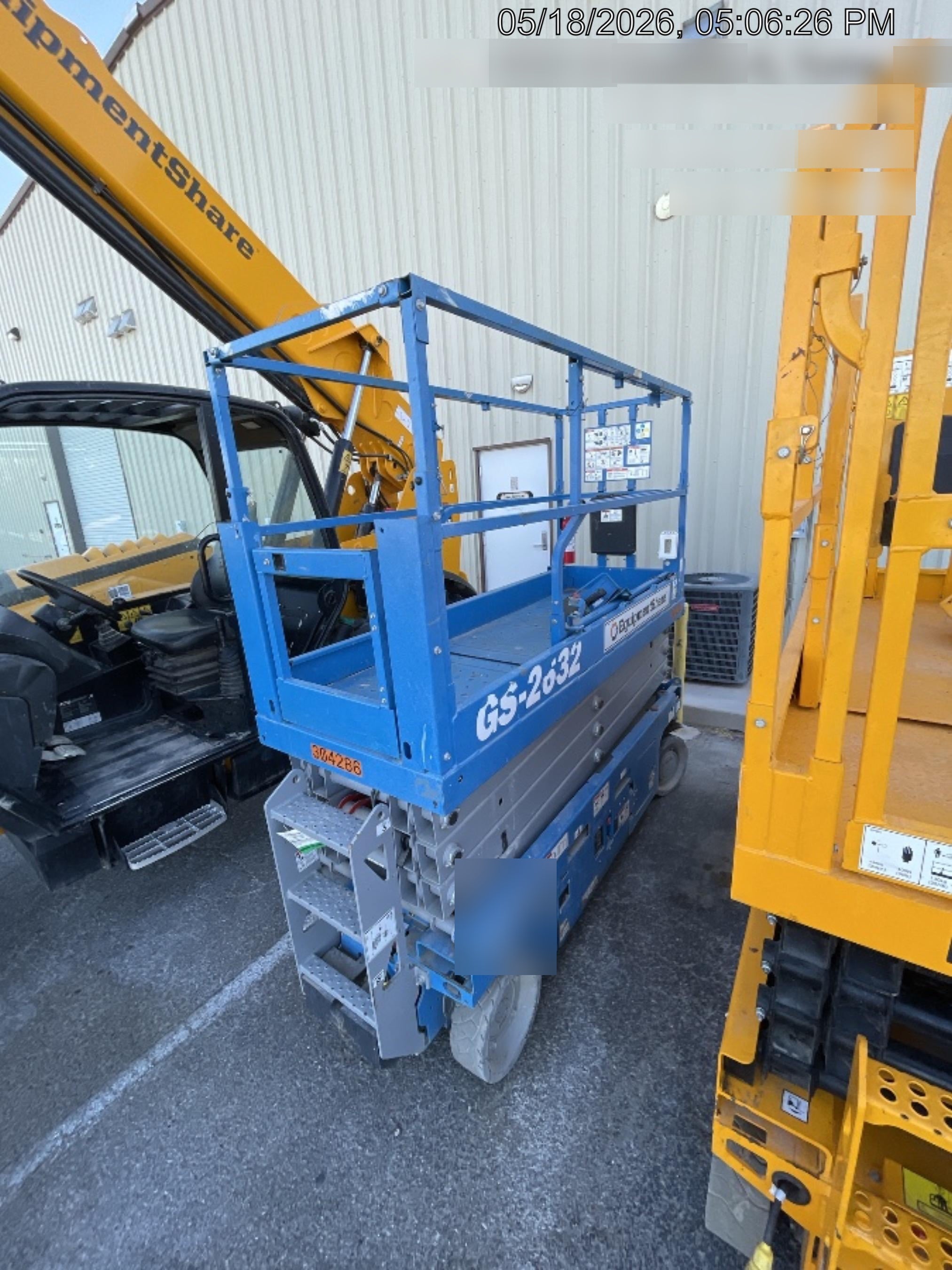 2023 GENIE GS-2632