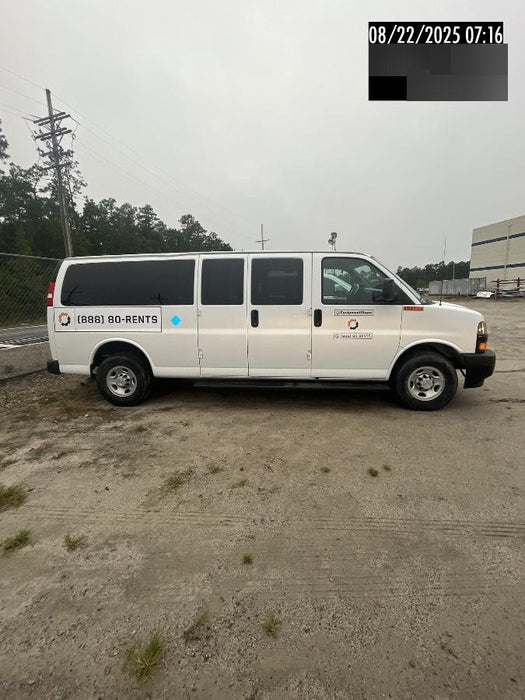 2023 CHEVROLET Express Van - Rental