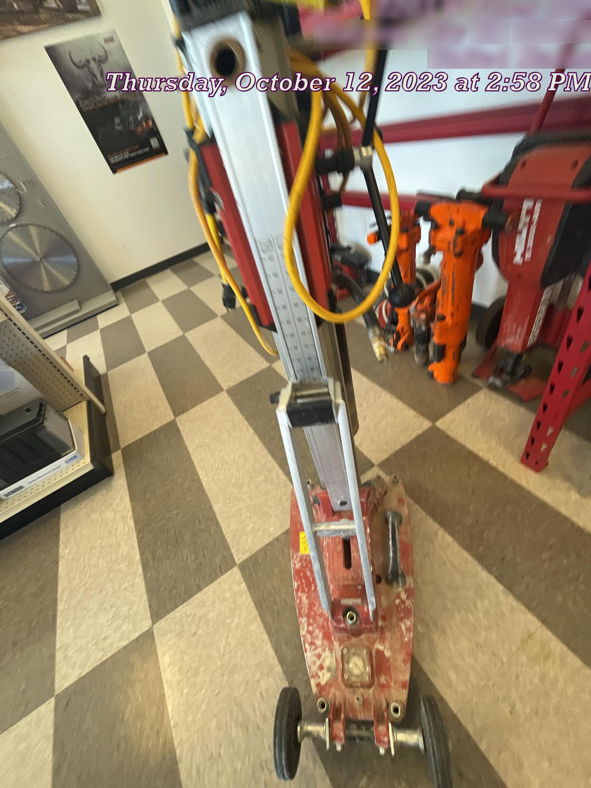 2020 HILTI DD250E