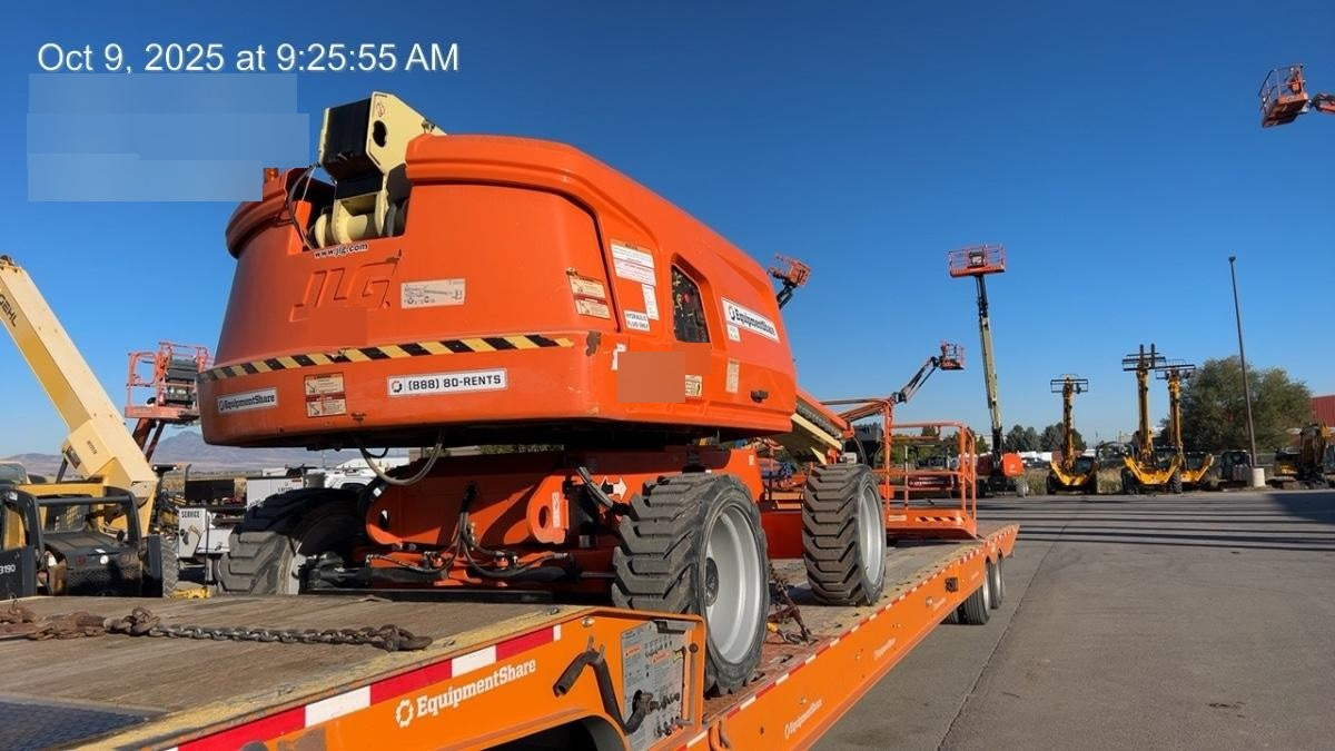 2020 JLG 600S