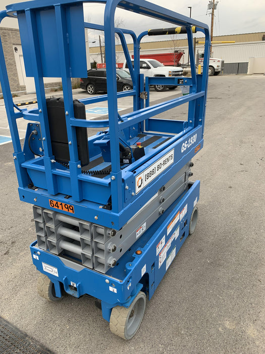 2020 Genie GS-1930 Solid Non Marking Tires, Beacon, Folding rails with half height swing gate