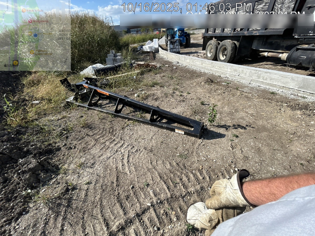 2023 JLG 1001275853