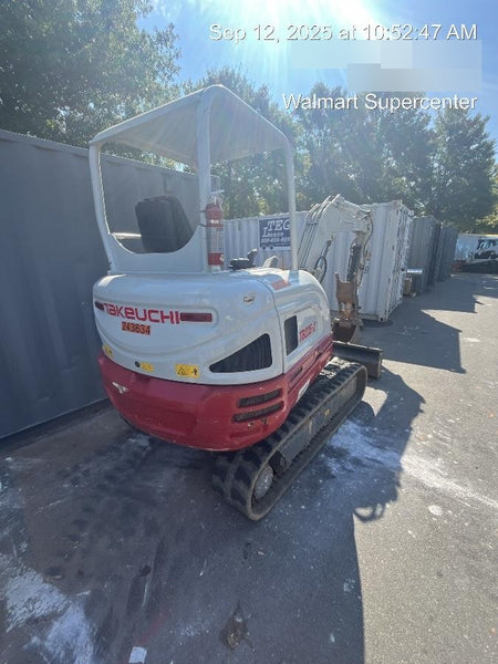 2022 TAKEUCHI TB235-2R