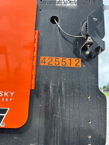 2024 SKYTRAK 8042