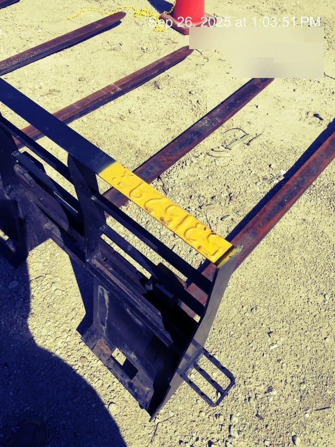 2025 ARROW MATERIAL HANDLING F5100CB - 72"