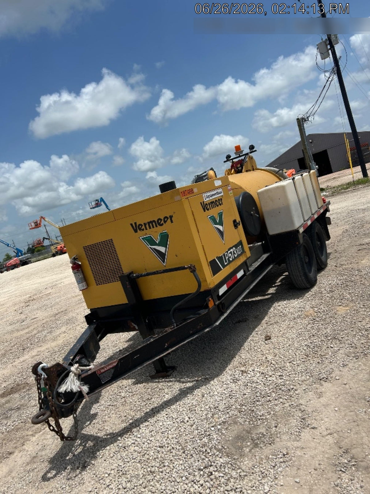 2021 VAC-TRON LP573XDT
