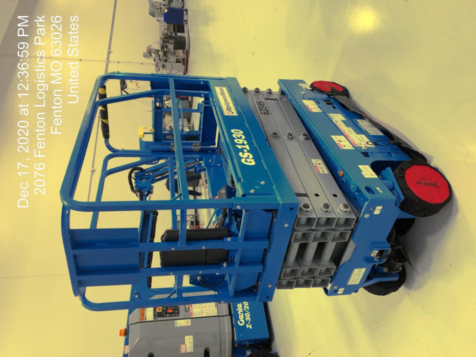 2020 Genie GS-1930 Solid Non Marking Tires, Beacon, Folding rails with half height swing gate