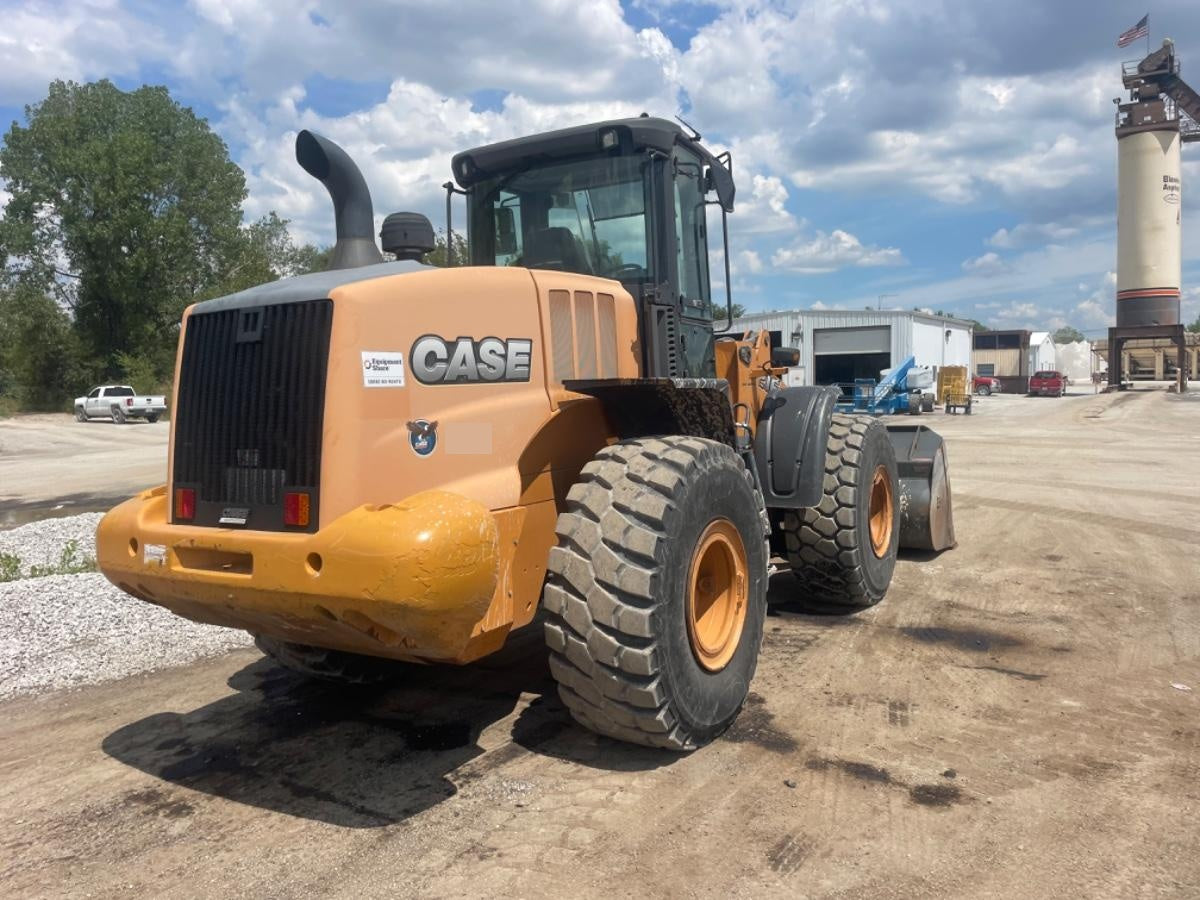 2015 CASE 821F
