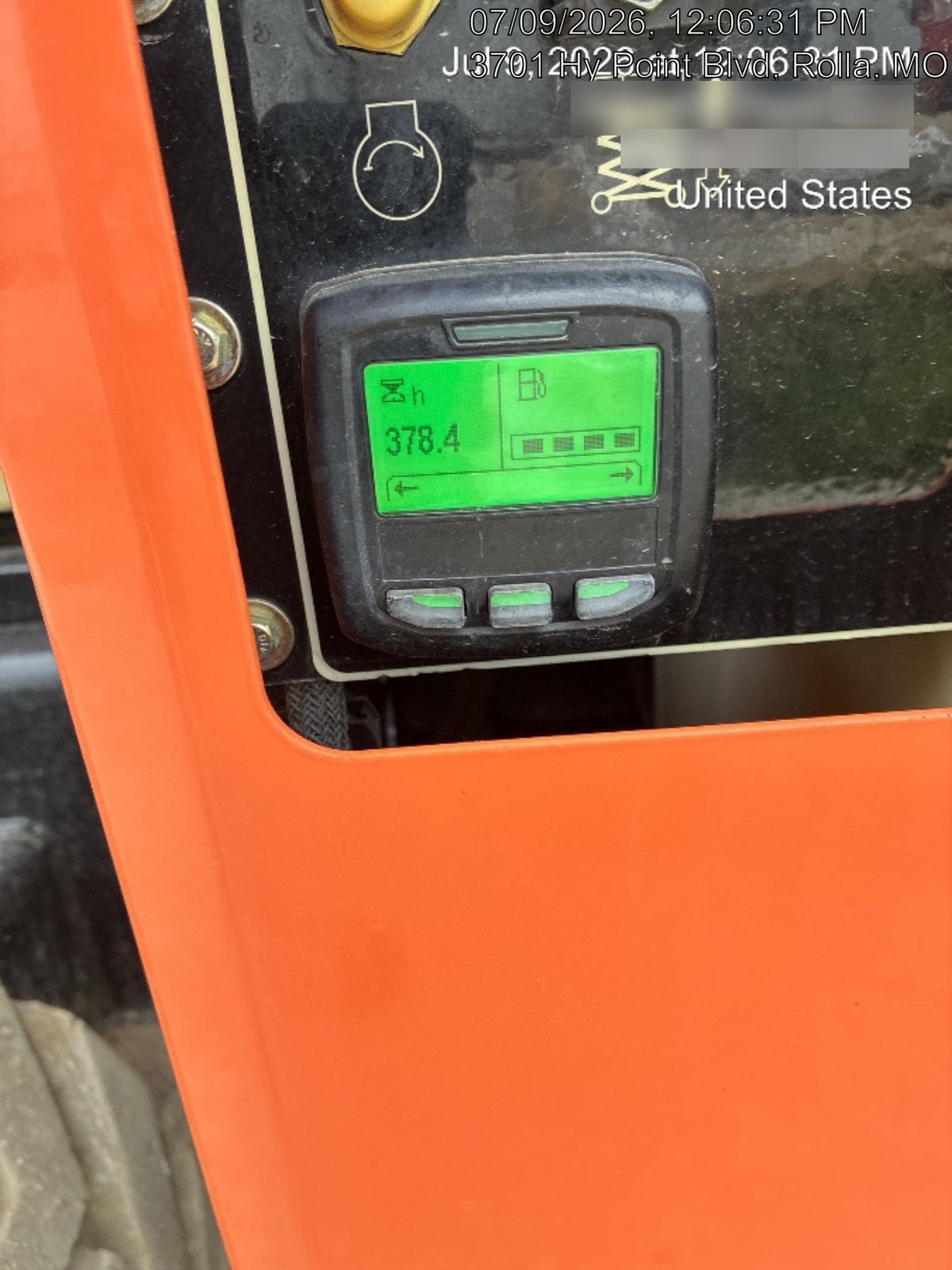 2021 JLG RT4069