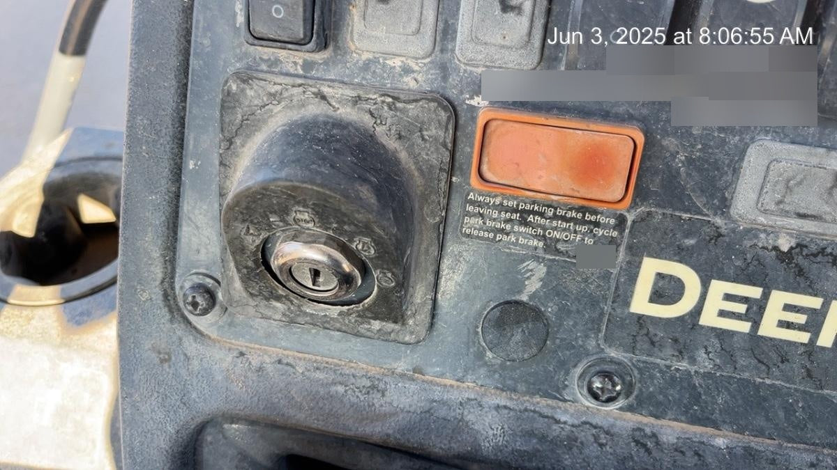 2020 John Deere 310LEP Canopy, 4WD, Standard Stick, Pilot Controls, 2 Way Hydraulics, TAG Manual QC