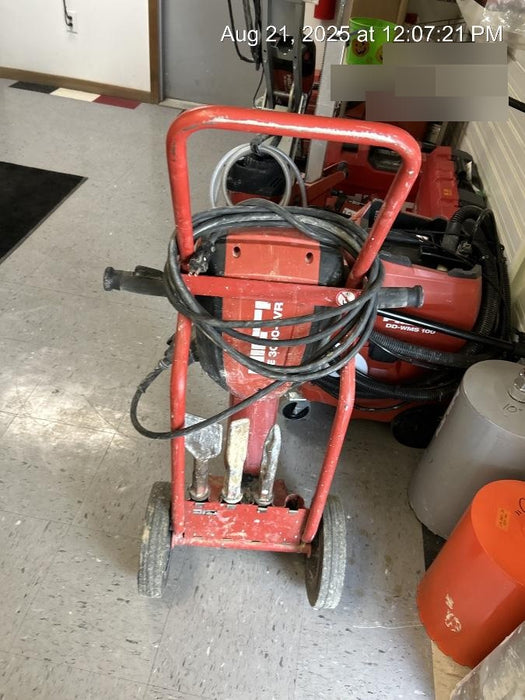 2020 HILTI TE 3000-AVR