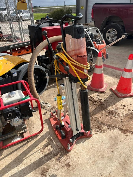 2019 HILTI DD 250