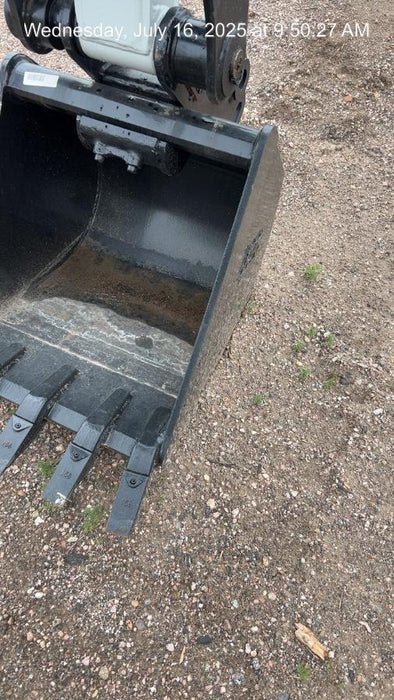 2025 TAKEUCHI 24" Bucket Takeuchi