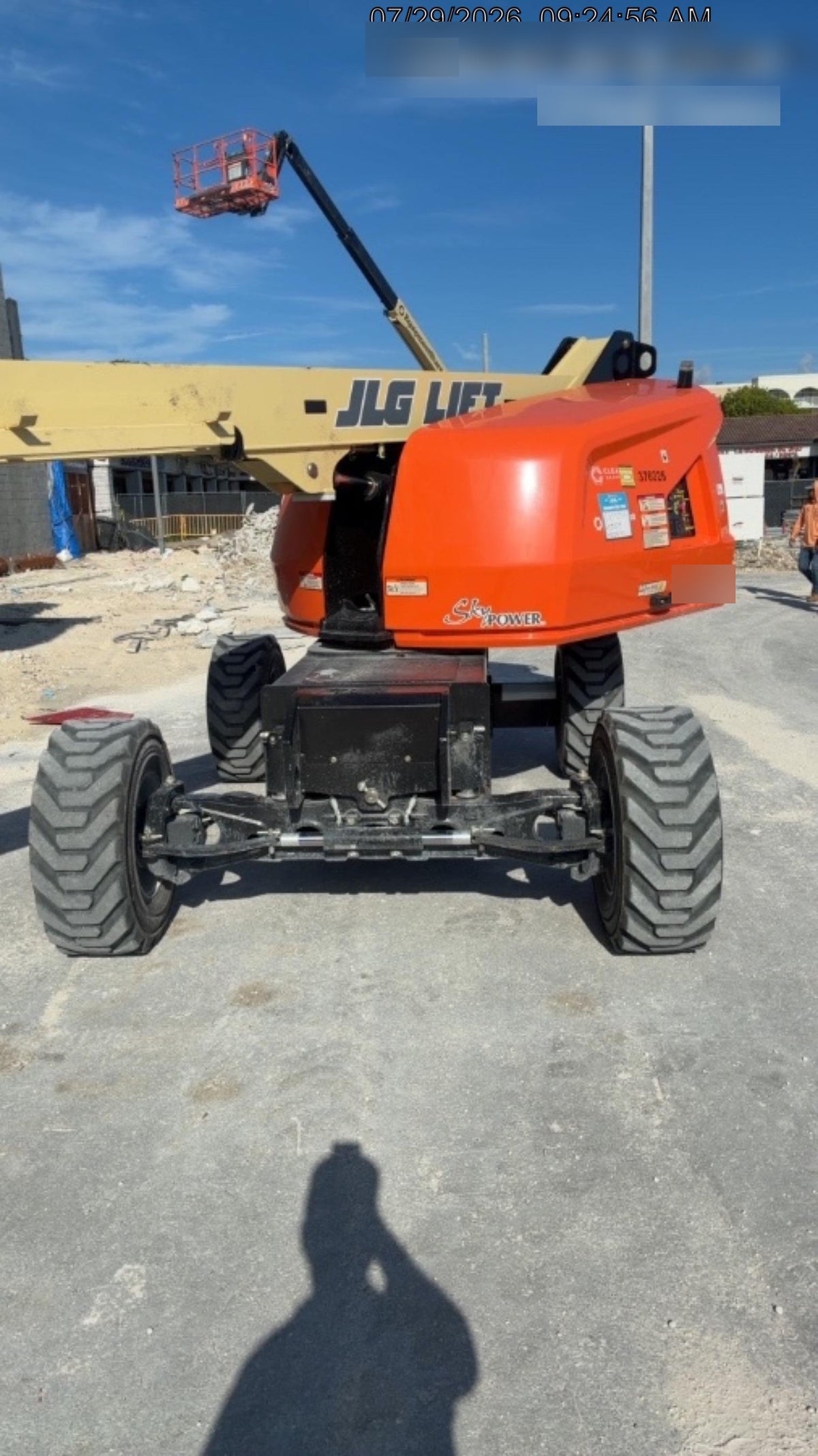 2023 JLG 460SJ