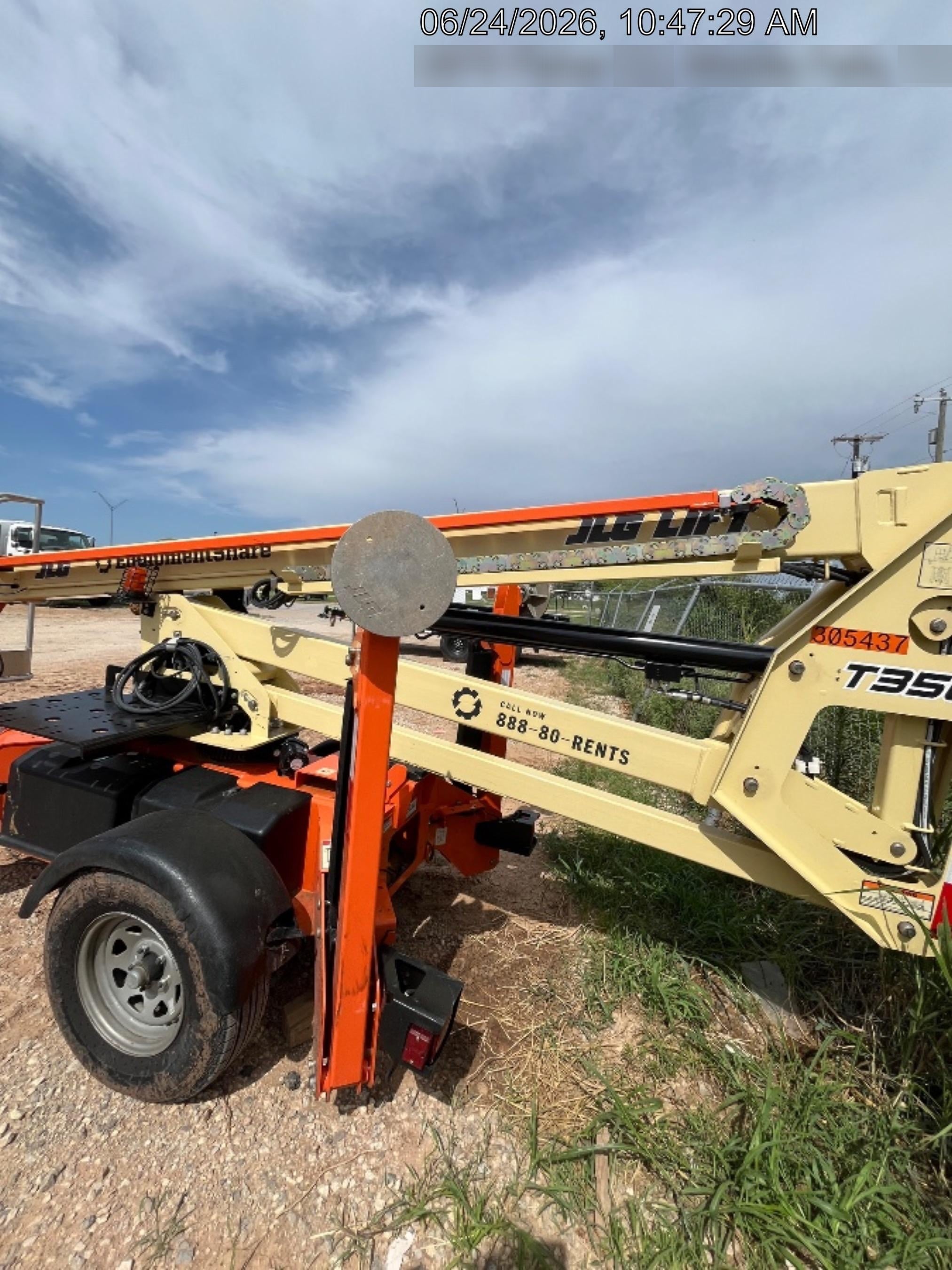 2023 JLG T350