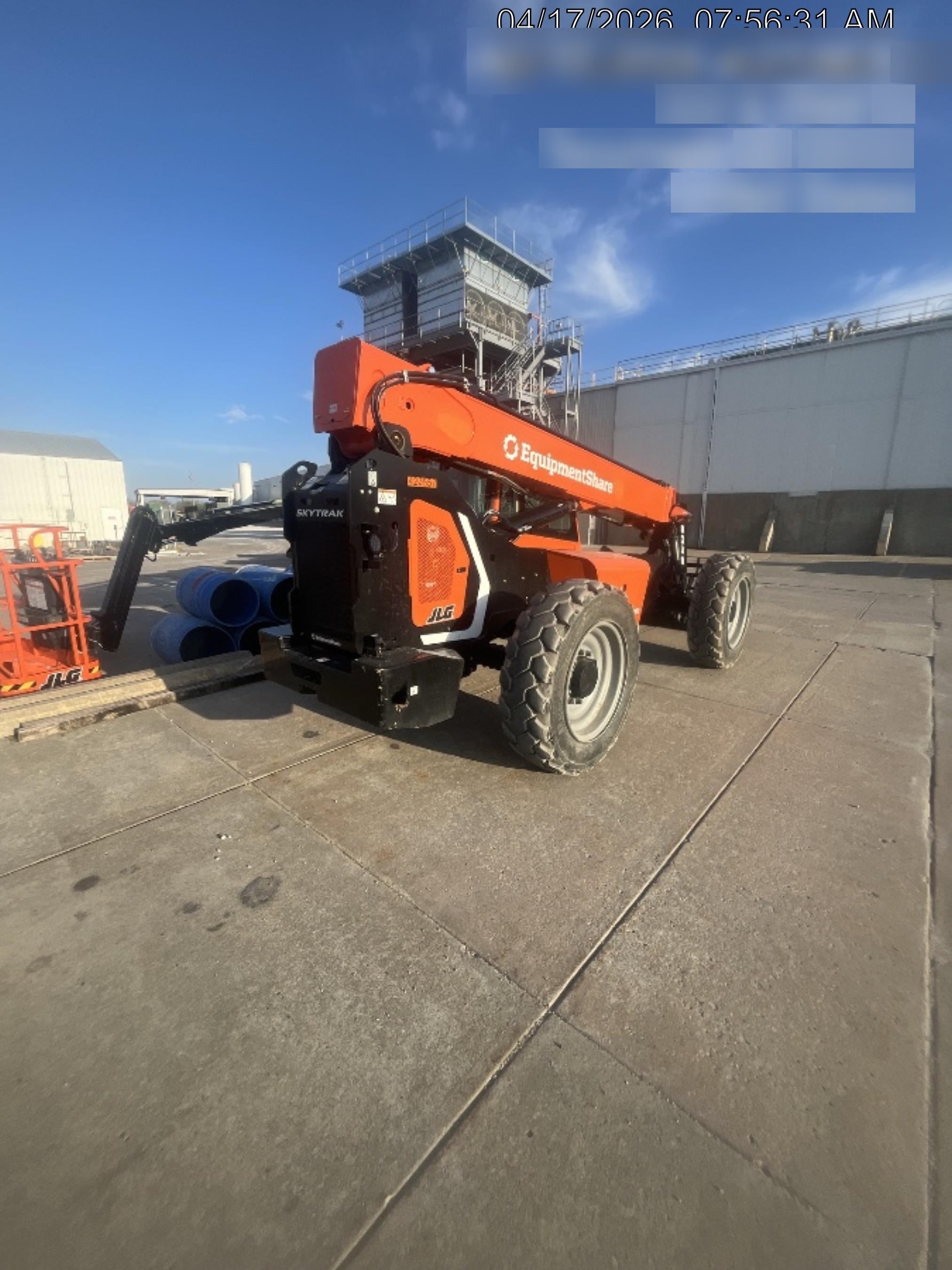 2024 SKYTRAK 8042